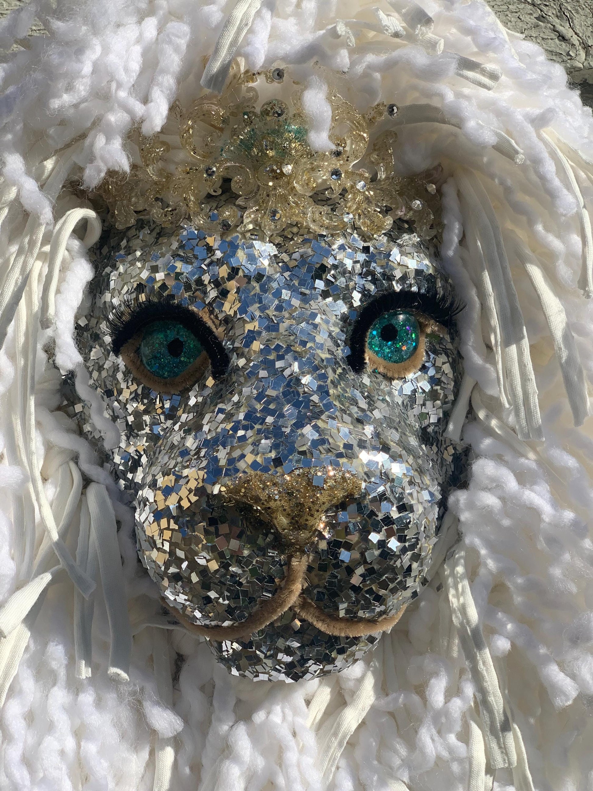 Bling Bling Amazing Handmade Lion head Design, super sparkly face Boutique bedroom lounge
