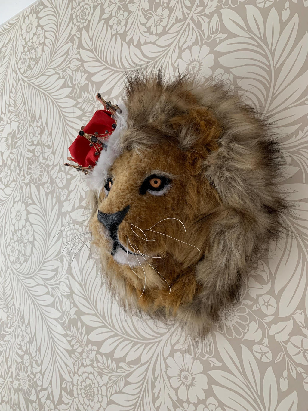 Realistic Faux Lion head wall art Faux animal heads King of the Jungle